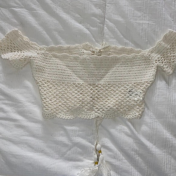 SOLD Crochet Off Shoulder Crop Top - Picture 6 of 6